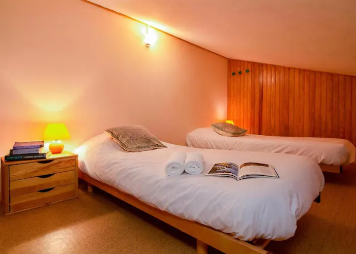 La Perseverance 15 - Le Triangle D'or - Happy * שאמוני