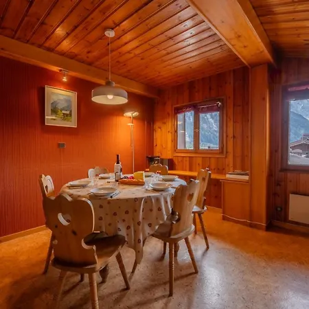 Апартаменты La Perseverance15 - 2br Sleeps 6 | Near Lift & Mont Blanc Views - Happy *
