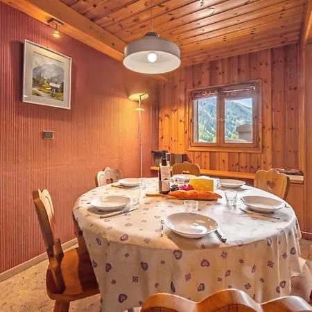 La Perseverance15 - 2br Sleeps 6 | Near Lift & Mont Blanc Views - Happy *