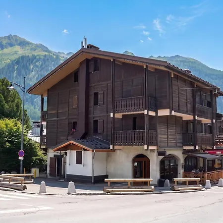 公寓 La Perseverance15 - 2br Sleeps 6 | Near Lift & Mont Blanc Views - Happy 霞慕尼